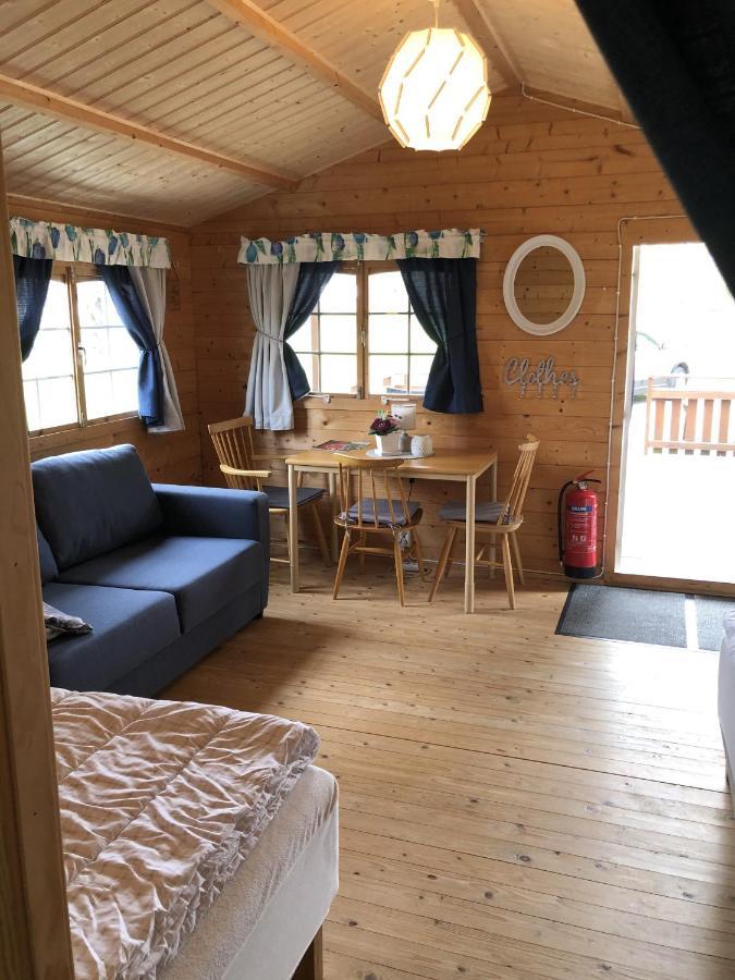 Stuga Utanfoer Fjaellbacka Fjällbacka Exterior foto